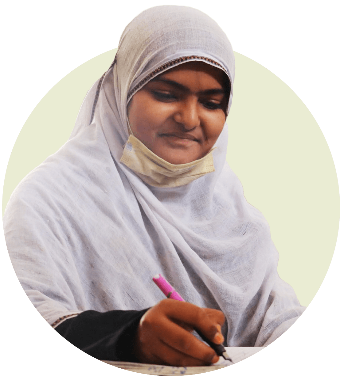 A student at a Thaakat DREAMS school in Karachi, Pakistan